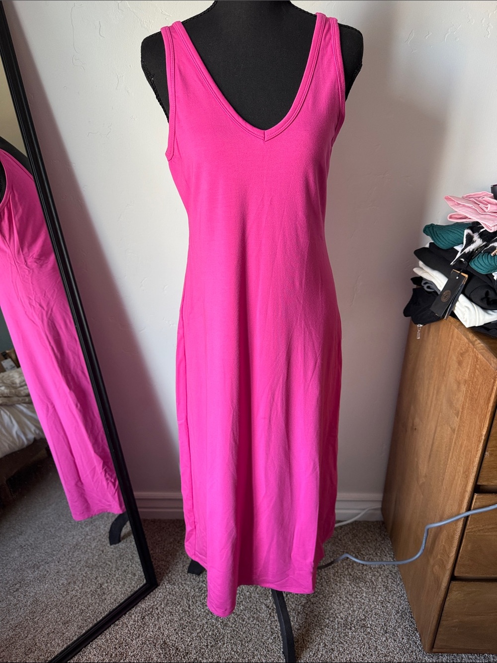 Karen Kane Hot Pink Sleeveless V-Neck Midi Dress